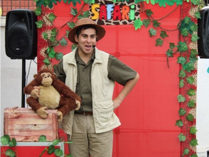 Show Safari